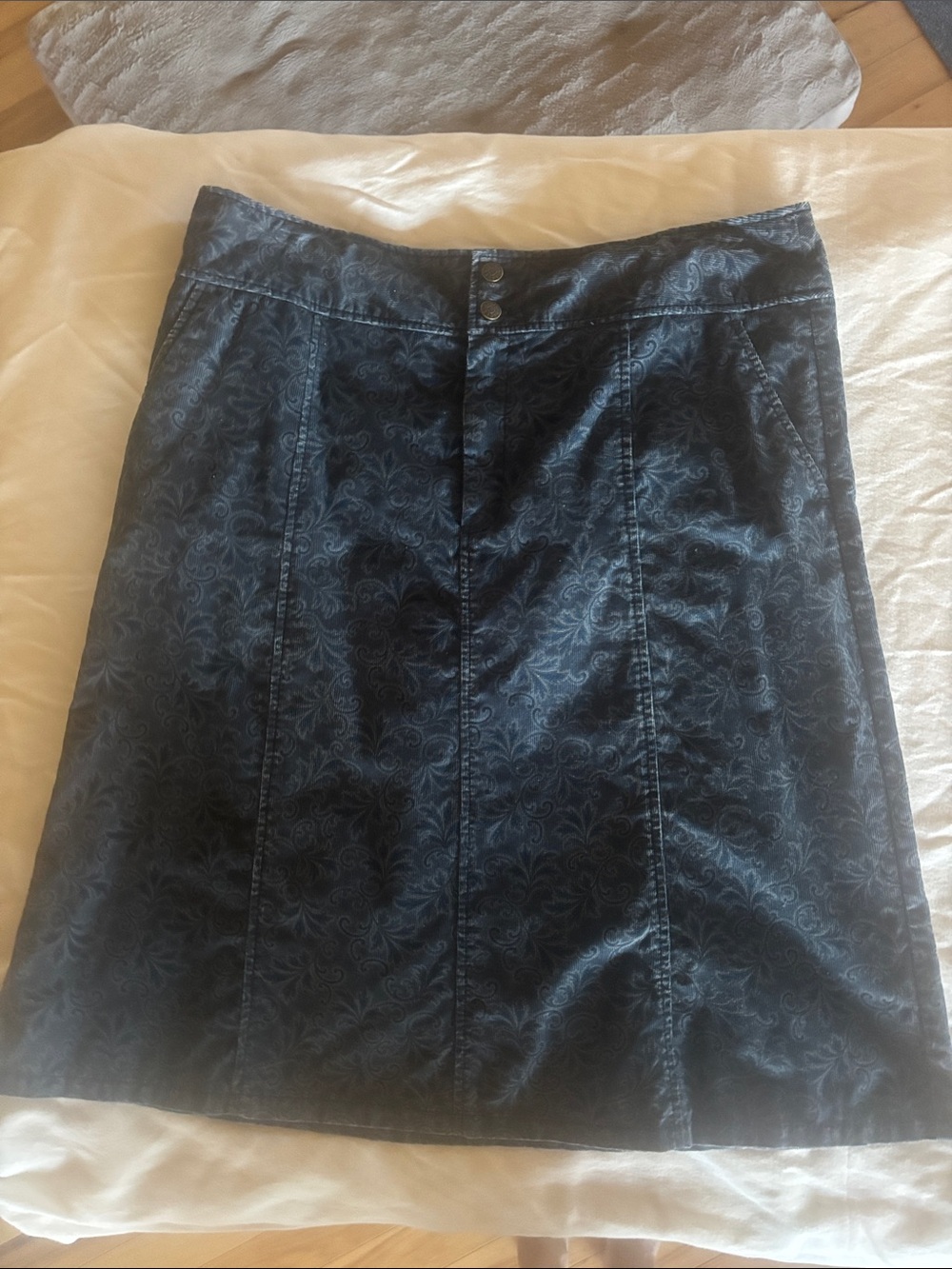 Eddie Bauer Dark Blue Jacquard Midi Skirt
